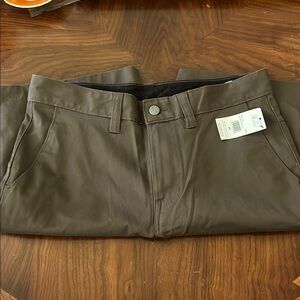 Volcom Brown shorts